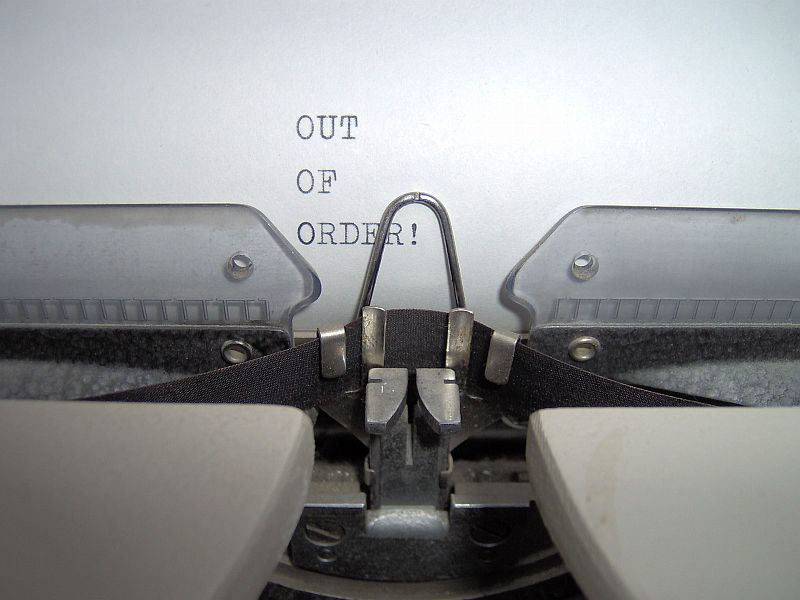 out of order typing machine 03